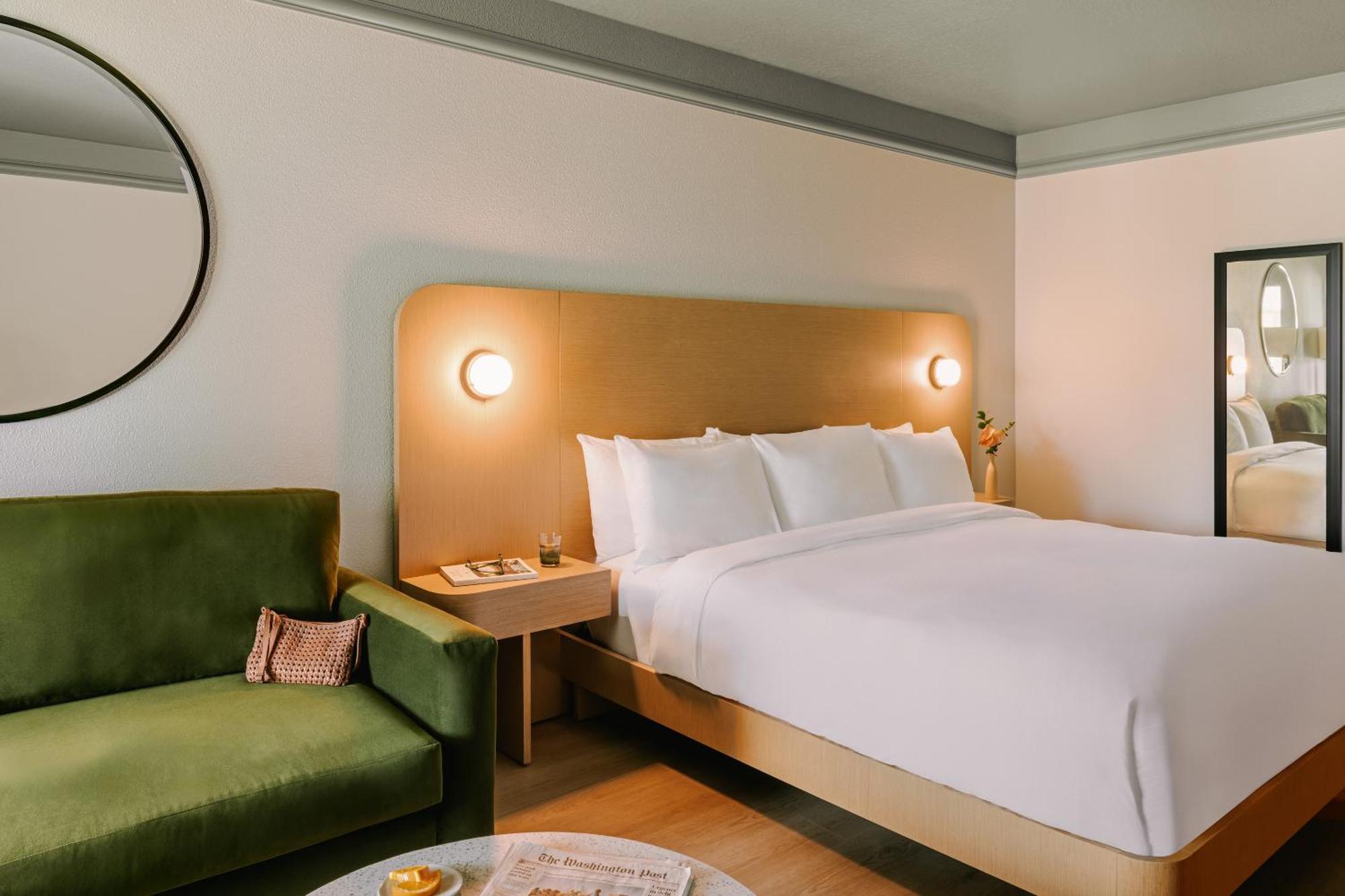 Sonder Cirrus Hotel Four Corners Bagian luar foto